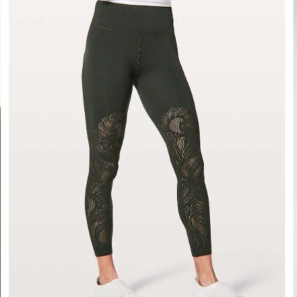 Lululemon Reveal Tight *Lattice Paisley 28" Evergreen 10 - Picture 1 of 11